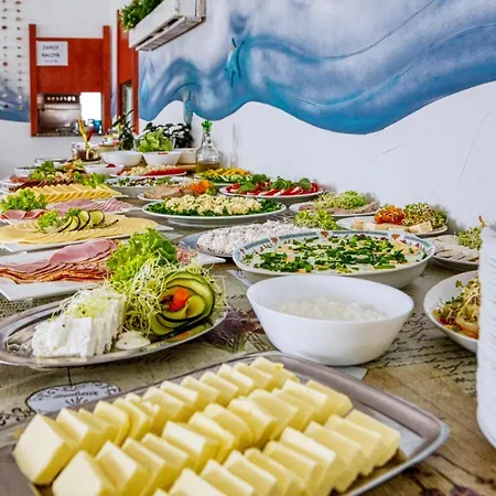 Osrodek Wypoczynkowy Champion *